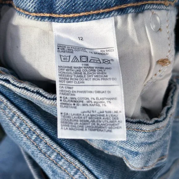 Old Navy High-Waisted O.G. Straight Light-Wash Ripped Jeans (Size 12) - Picture 4 of 4